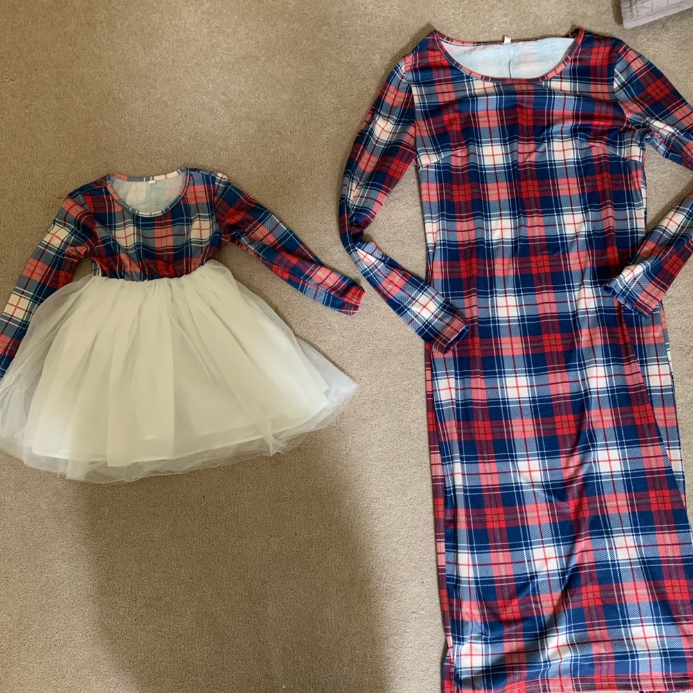 Mommy daughter matching dresses